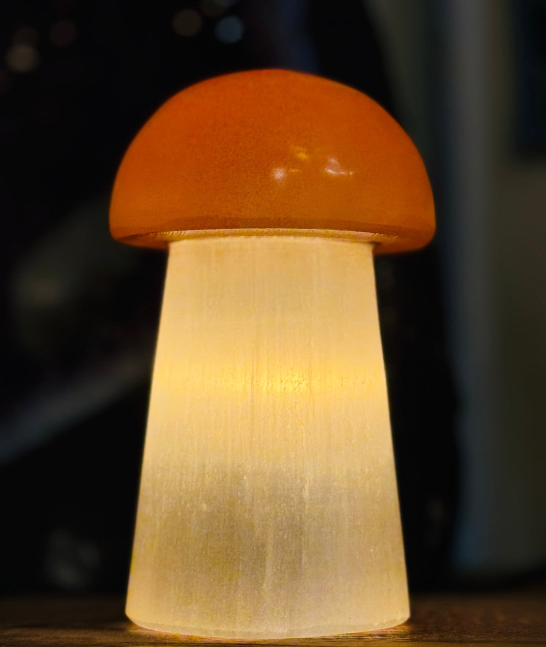 Crystals, Statuary, Lamps & Decorative Items - Floating Lotus
