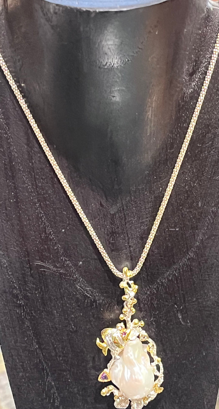 Pearl Sea Garden Pendant