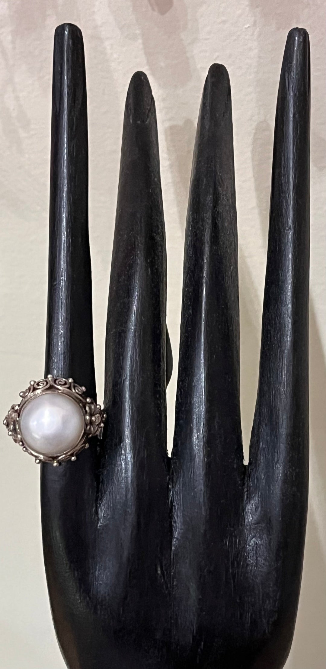 Antique Designed Pearl Ring ￼ - Floating Lotus