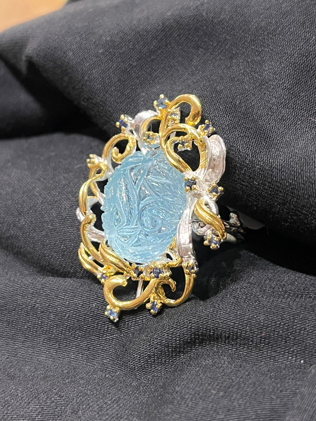 Blue Topaz In The Sky - Floating Lotus