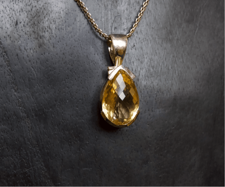 Citrine Pendant - Floating Lotus