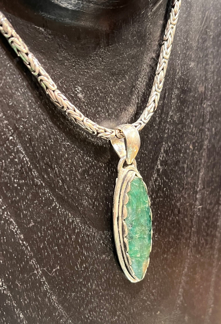 Emerald Teardrop Pendant - Floating Lotus