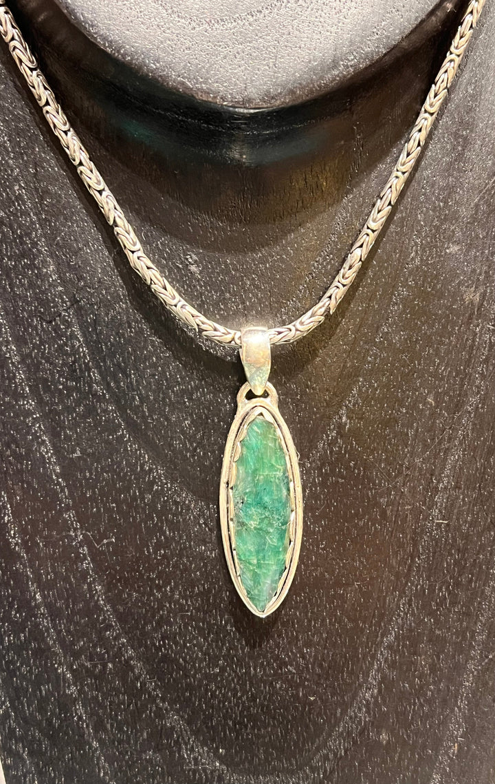 Emerald Teardrop Pendant - Floating Lotus