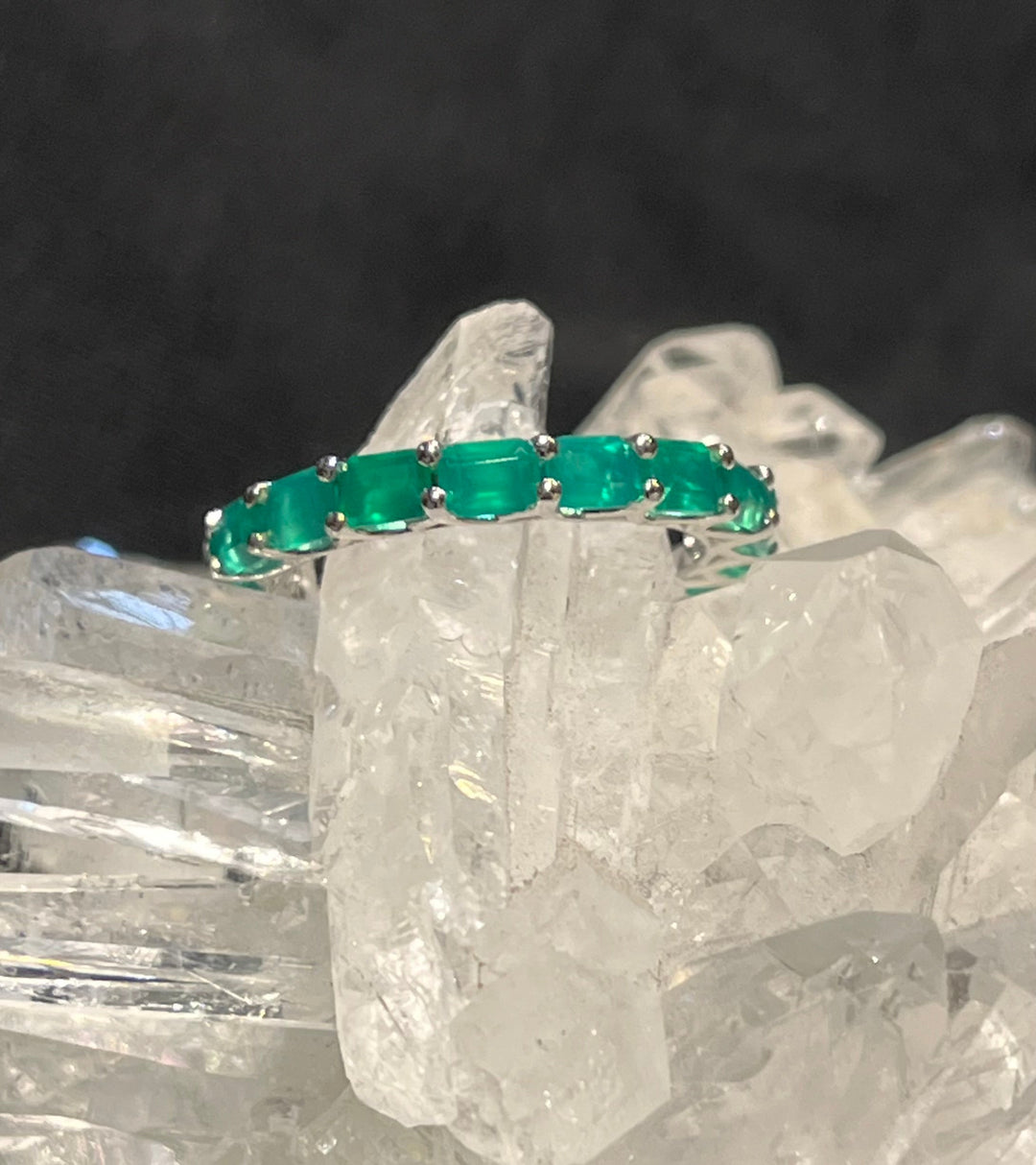 Emerald Wrap Around Ring - Floating Lotus