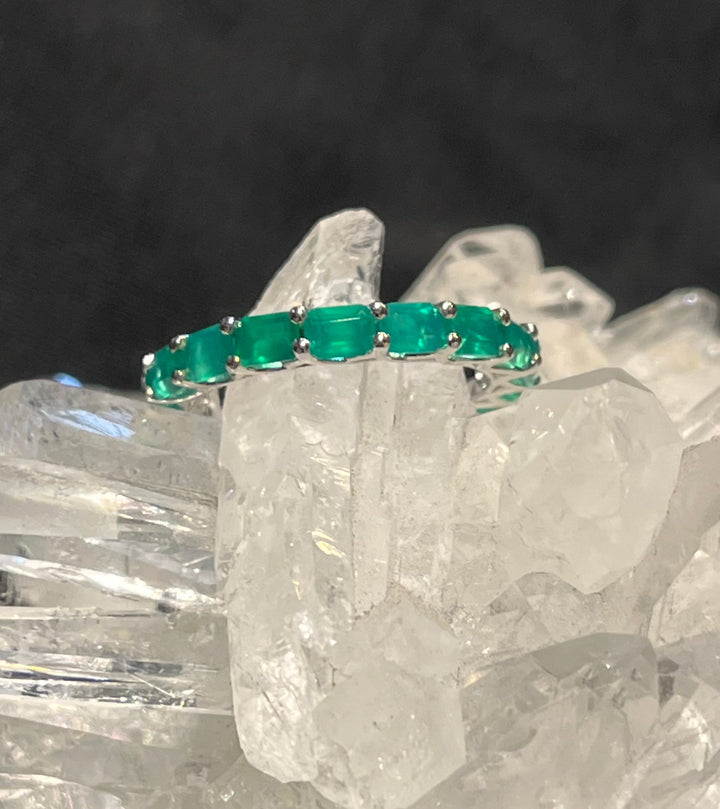 Emerald Wrap Around Ring - Floating Lotus