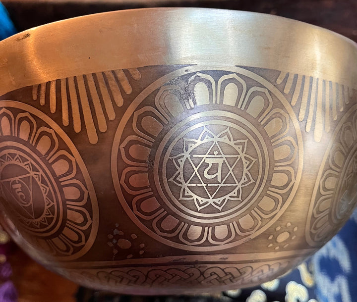 Flower Of Life Heart Chakra Singing Bowl￼ - Floating Lotus