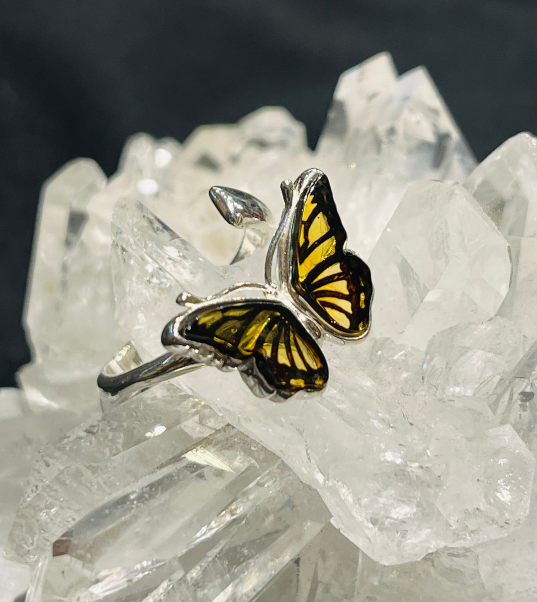 Flying Butterfly Amber Ring - Floating Lotus