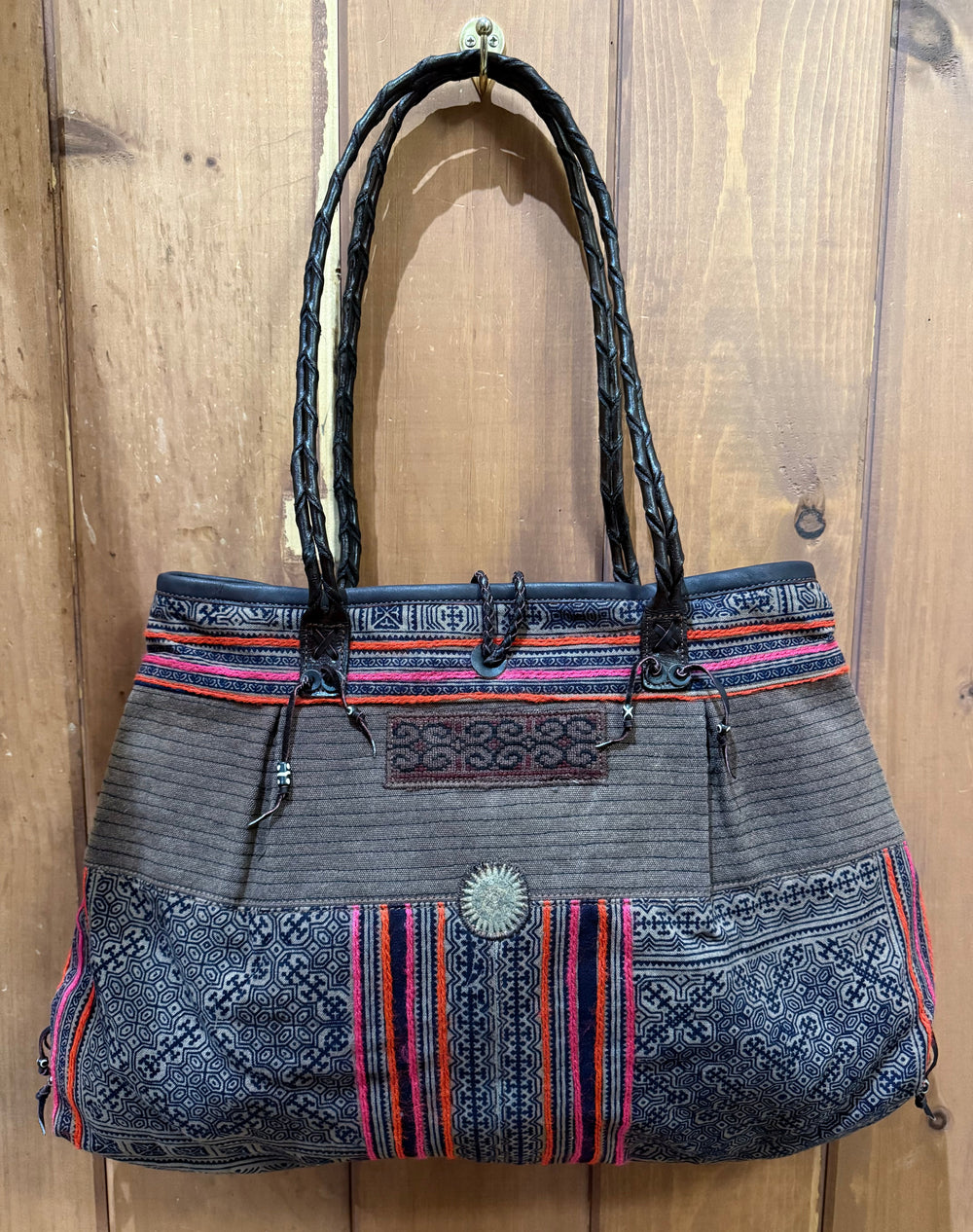 Hmong Textile Handbag - Floating Lotus