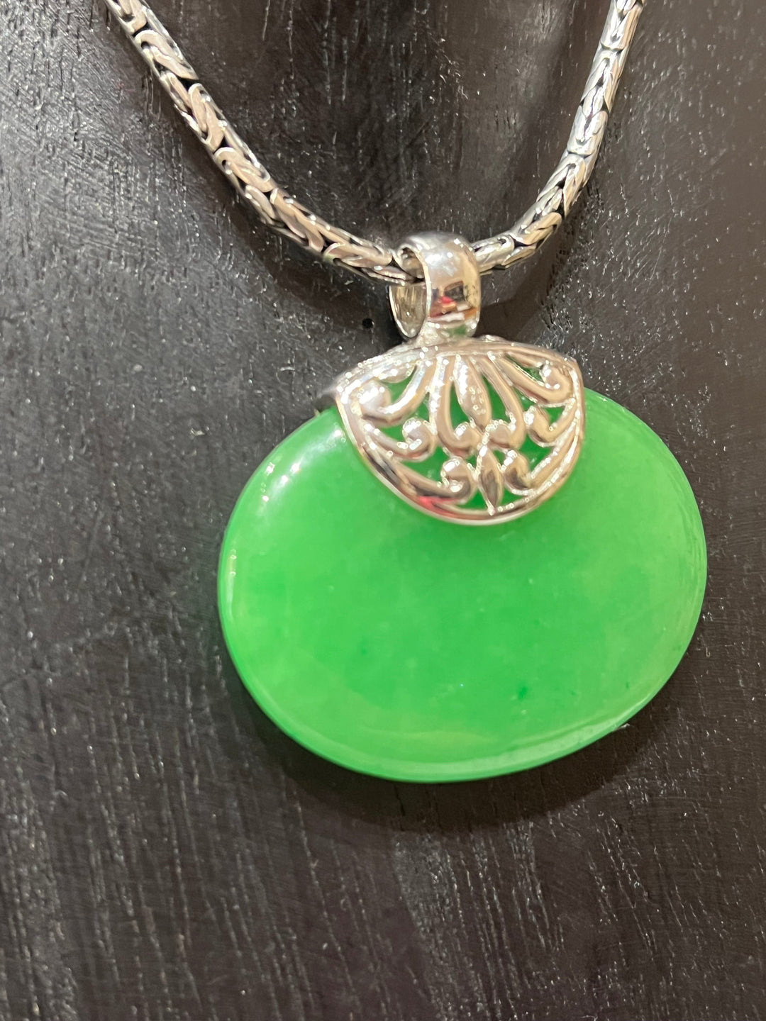 Jade Silver Pendant ￼ - Floating Lotus