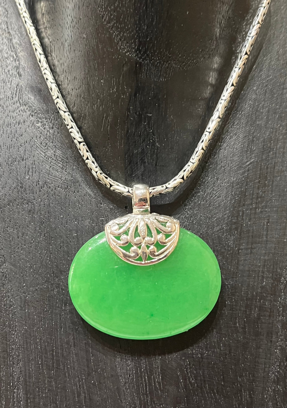 Jade Silver Pendant ￼ - Floating Lotus