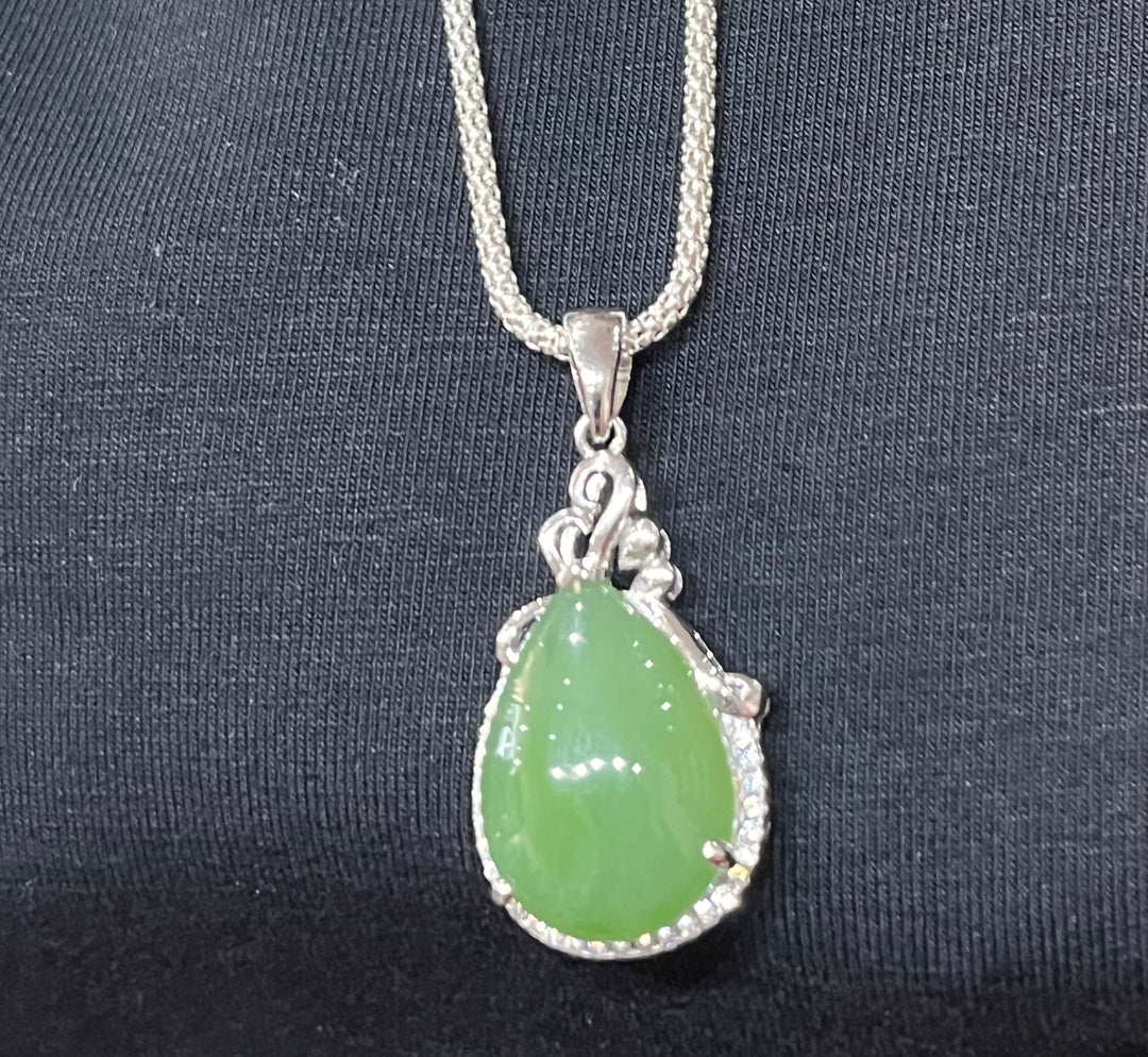Lacey Silver Jade Pendant - Floating Lotus