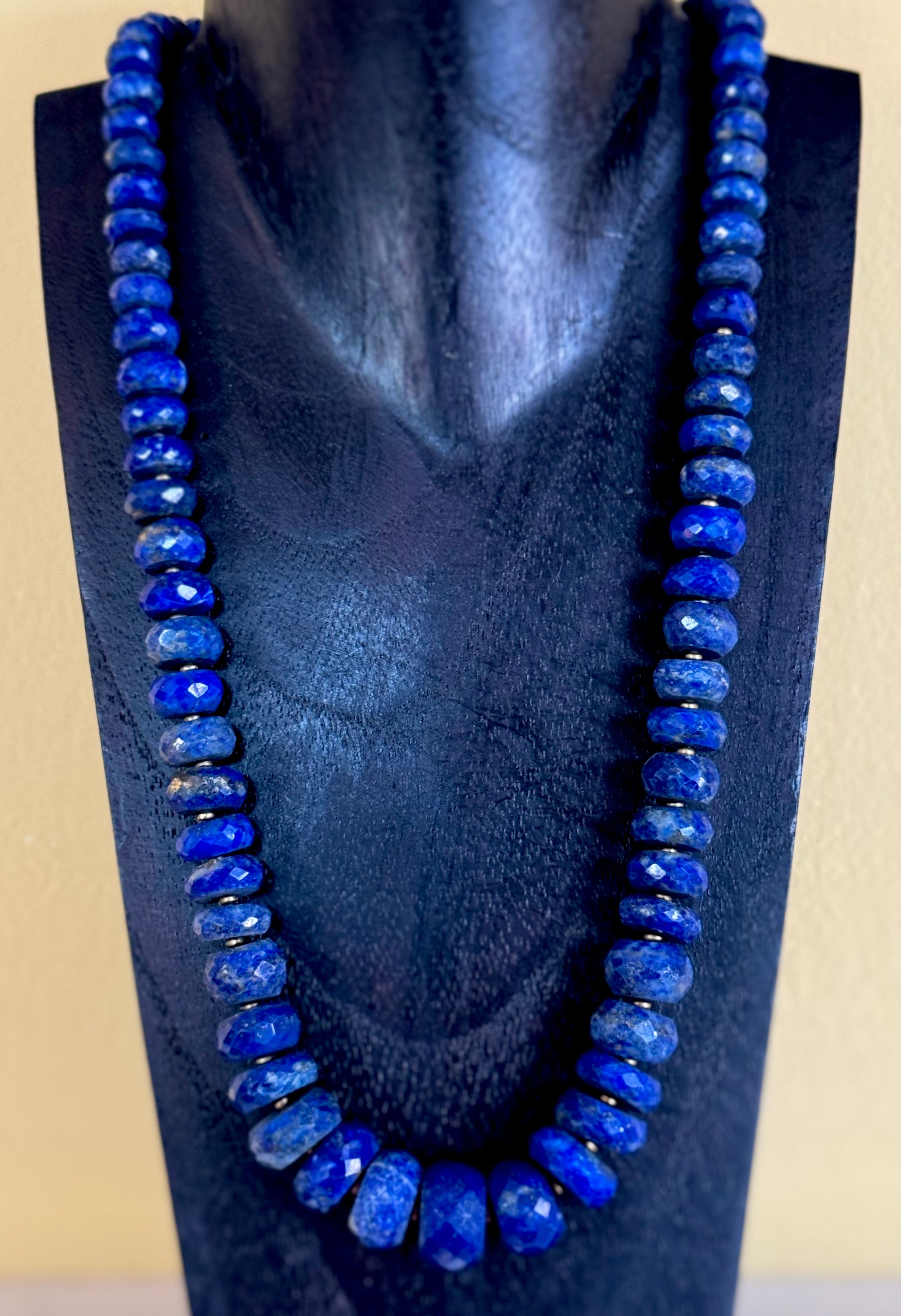 Lapis Lazuli Necklace - Floating Lotus
