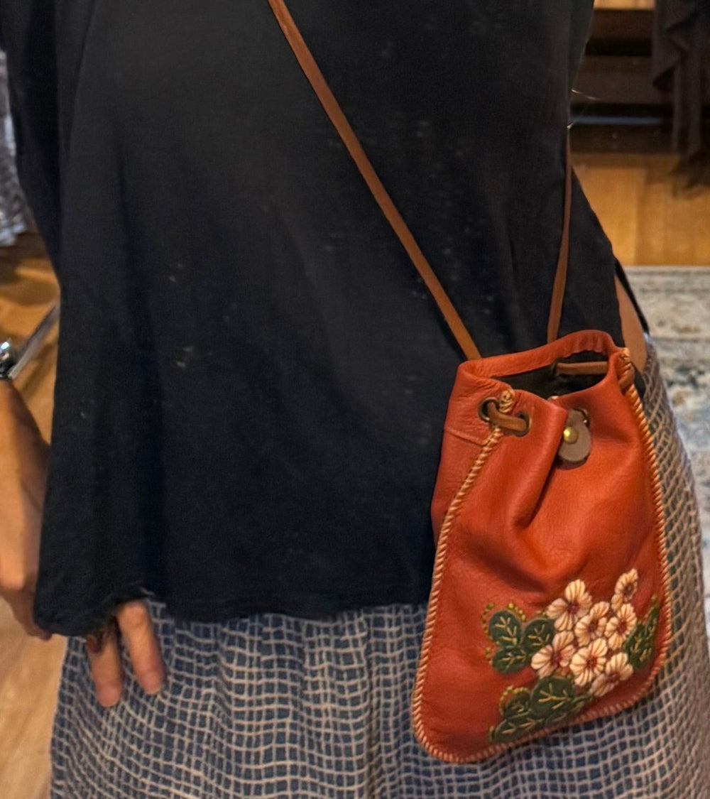 Leather Flower Day Purse - Floating Lotus