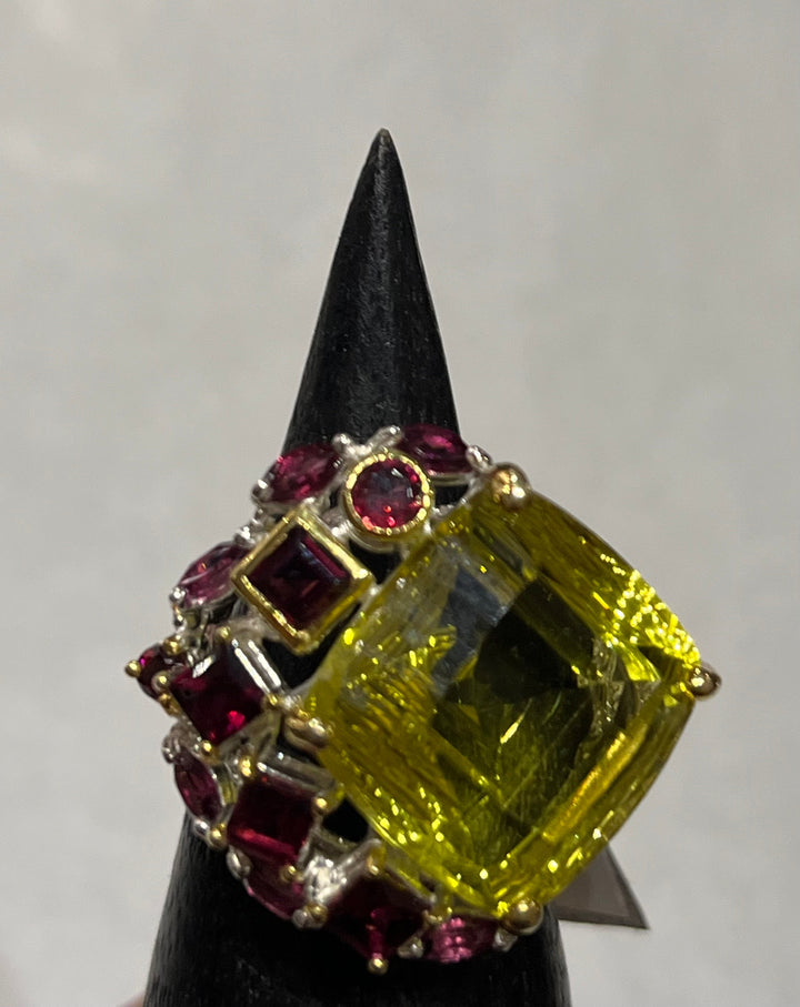 Lemon Quartz With a touch of Raspberry Garnet - Floating Lotus