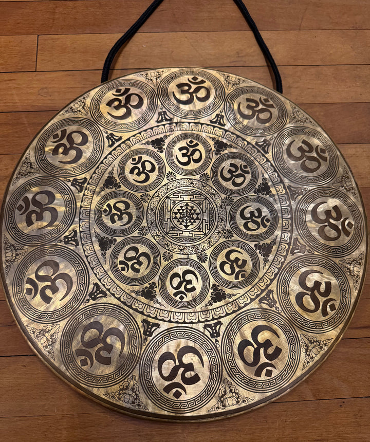 Shri Yantra Om Gong