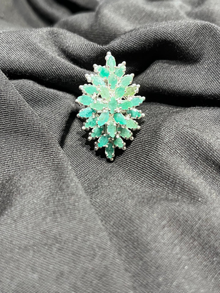 Stunning Emerald Ring - Floating Lotus