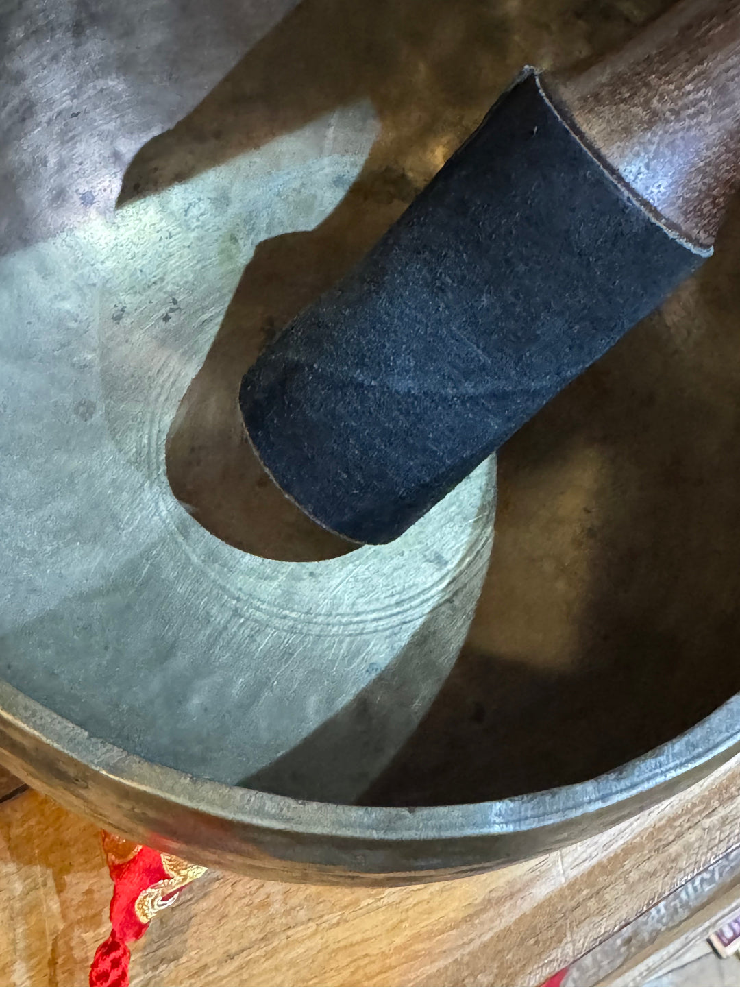 Sun Heart Chakra Singing Bowl - Floating Lotus