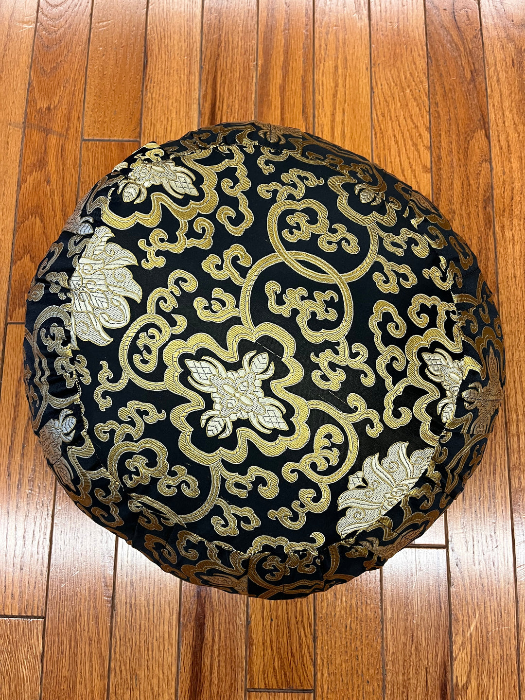 Tibetan Silk Meditation Cushion - Floating Lotus