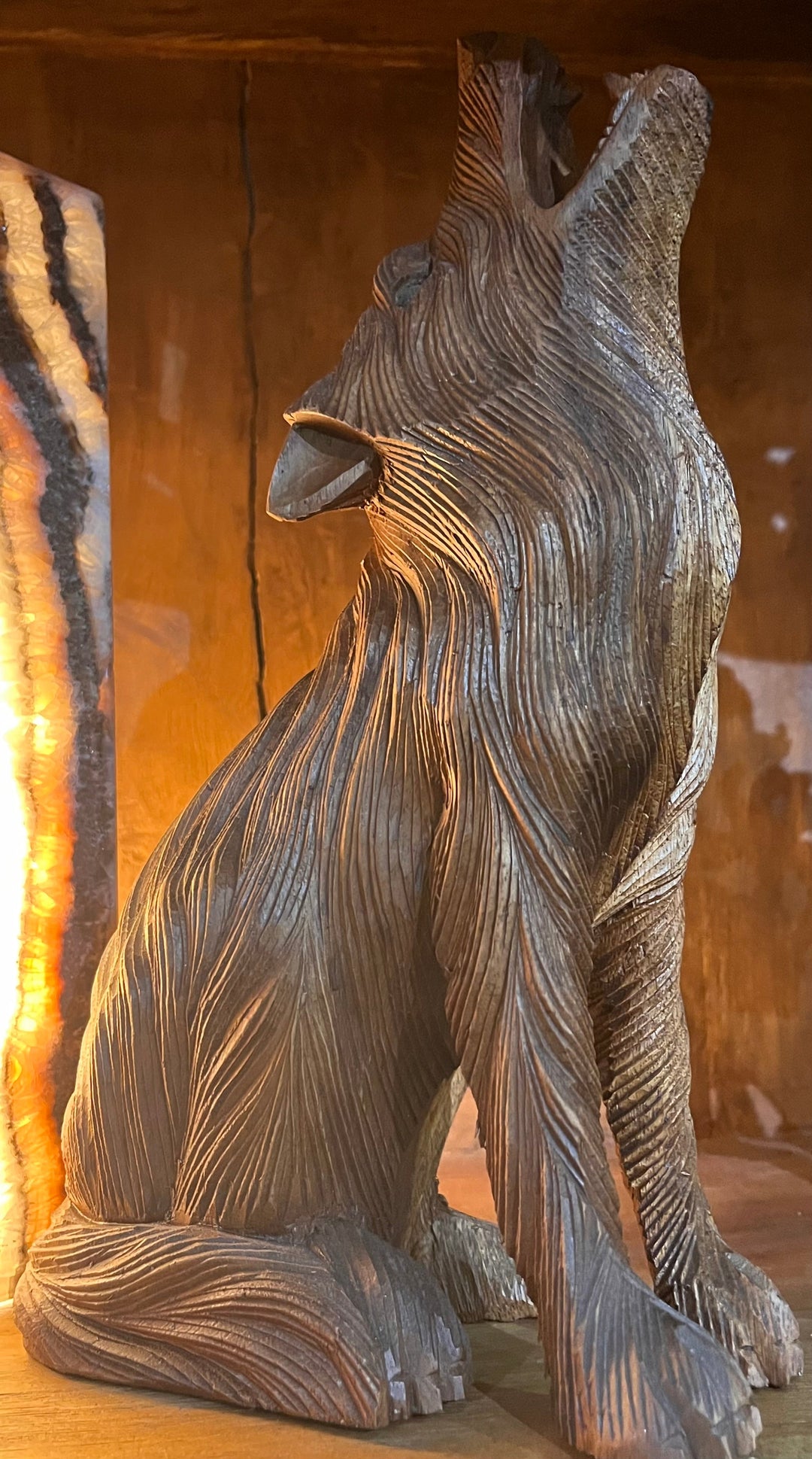 Wolf Statue - Floating Lotus