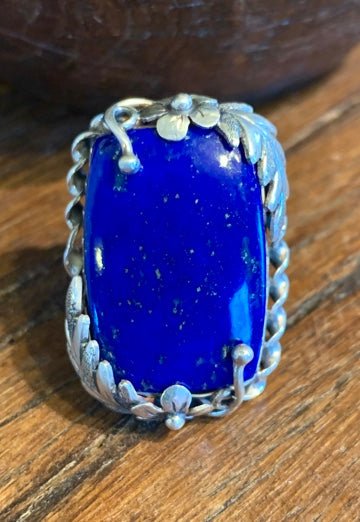 Flower of Wisdom Lapis Ring - Floating Lotus