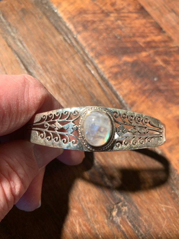 Moonstone Bracelet - Floating Lotus