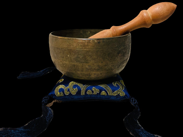 Throat Chakra Singing Bowl