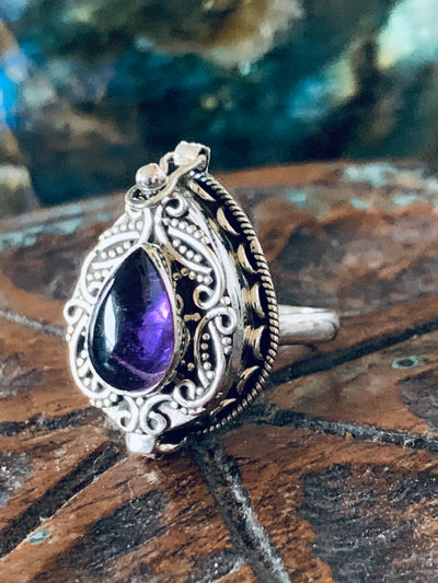 Amethyst Poison Ring