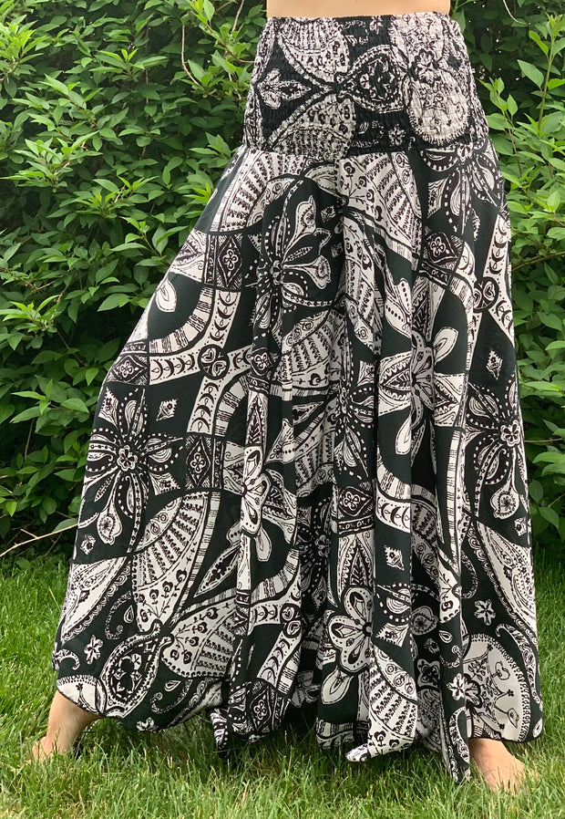 extra wide leg pants that look like a skirt