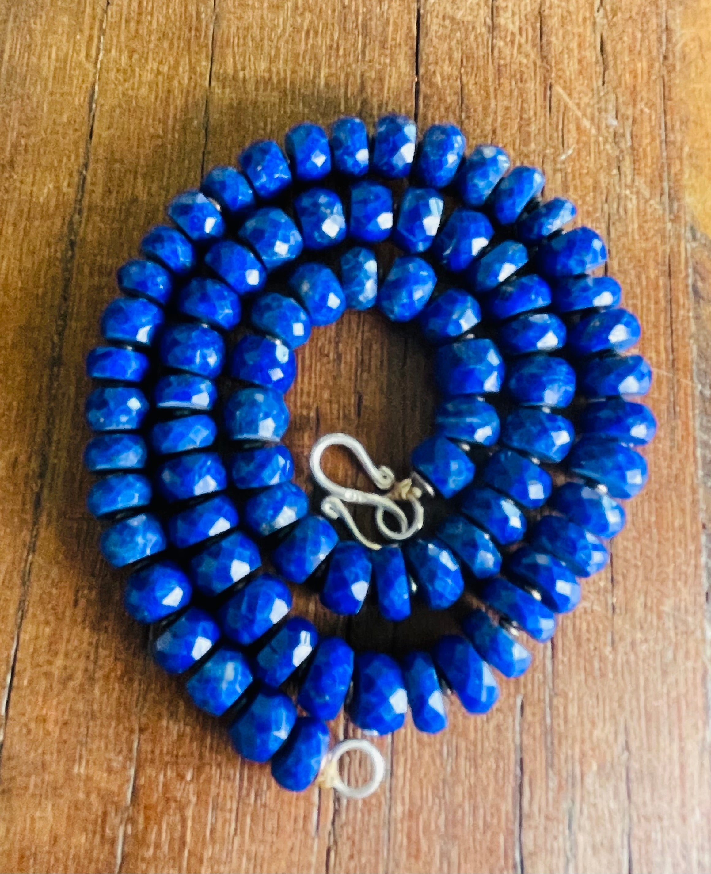 Lapis Lazuli Necklace - Floating Lotus