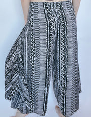 Wide Leg Black and White Pants