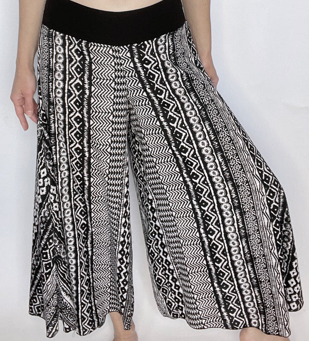 Wide Leg Black and White Pants